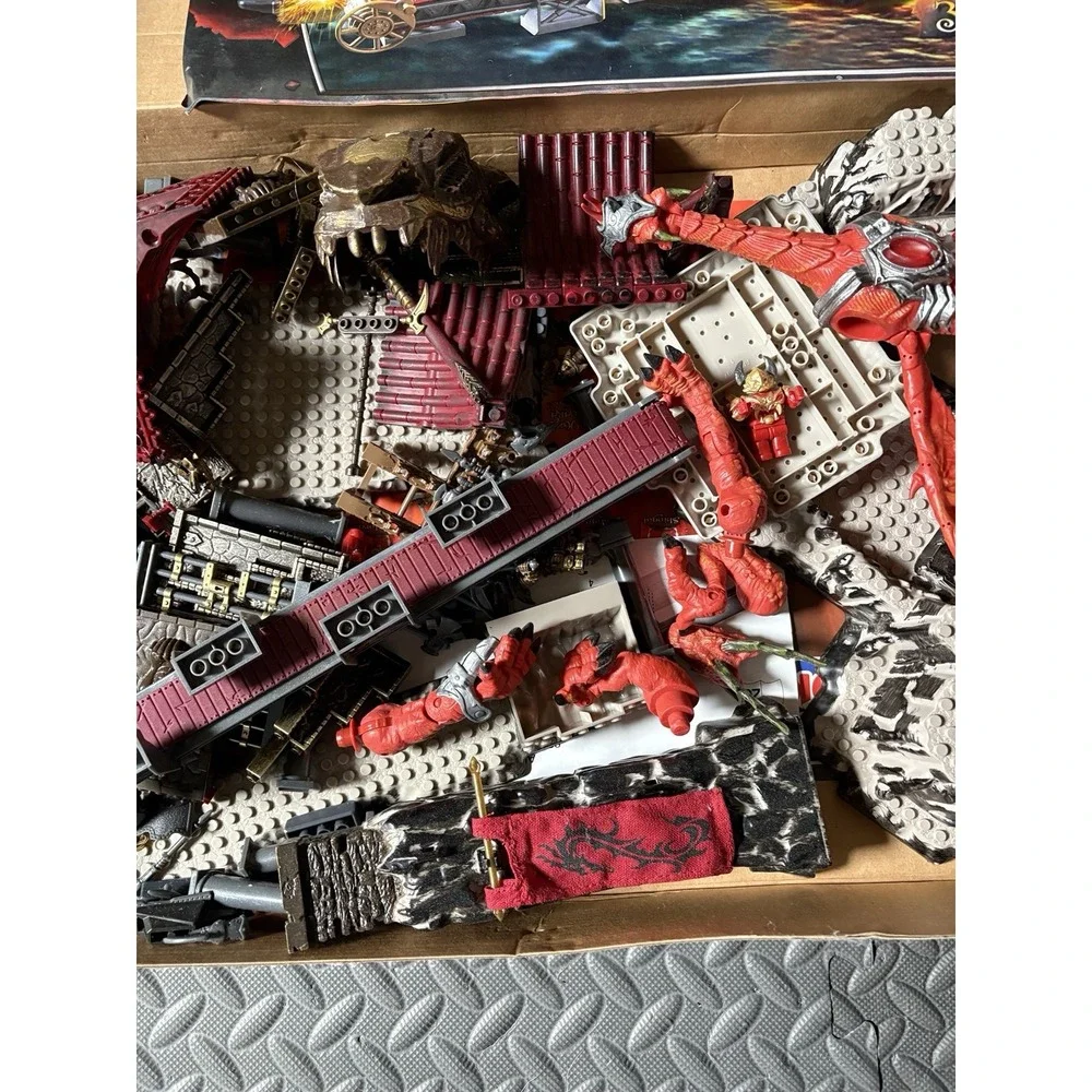 Mega Bloks 9812 Dragons Metal Ages: Odaku Armory used missing parts